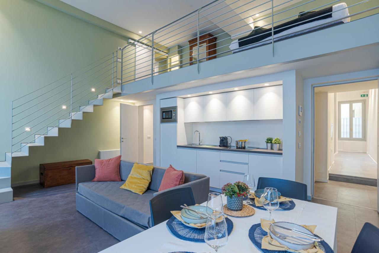 Suite Del Duomo - by MyHomeInComo Eksteriør billede